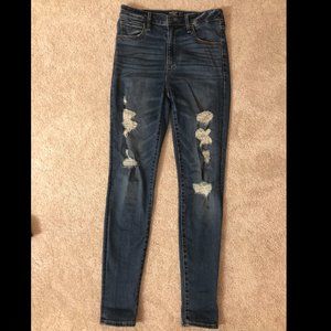 Women's Abercrombie & Fitch Ripped Jeans Size 27/4